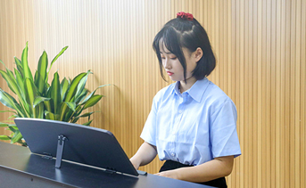 ���ٽ���